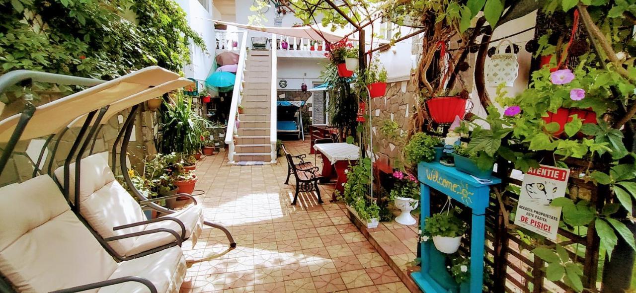 קוסטינסטי Vila Traian Si Teodora מראה חיצוני תמונה