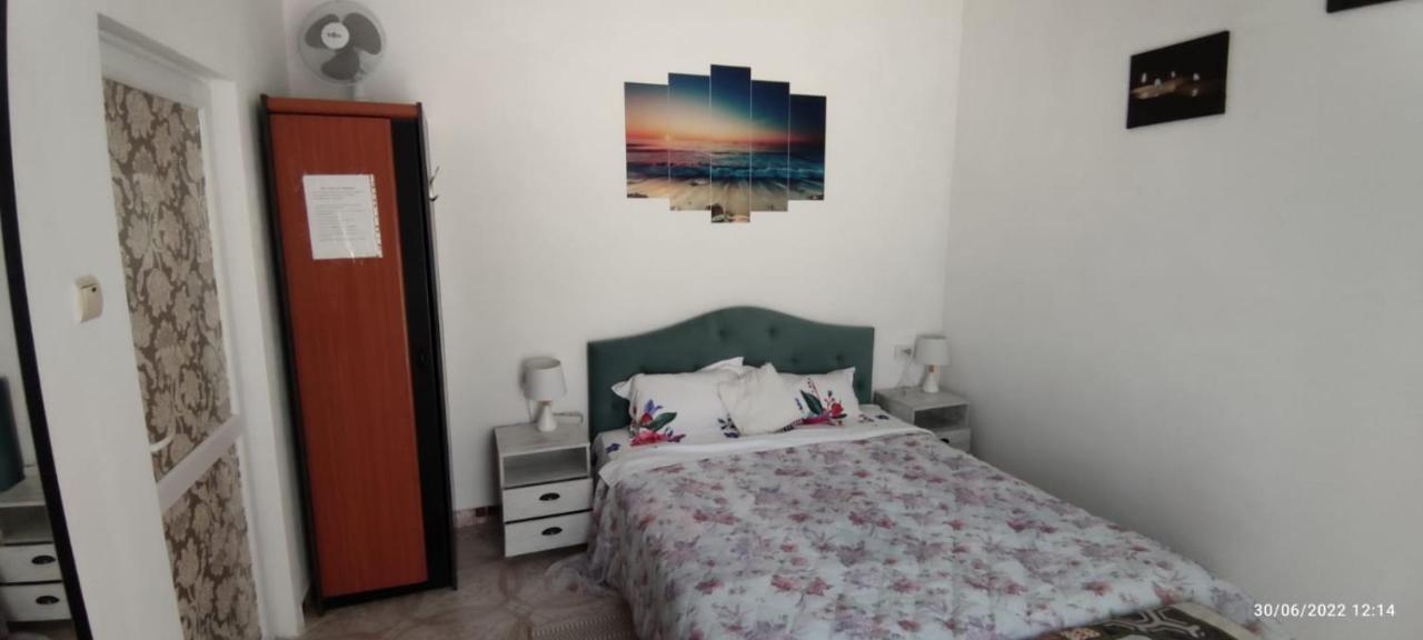 קוסטינסטי Vila Traian Si Teodora מראה חיצוני תמונה