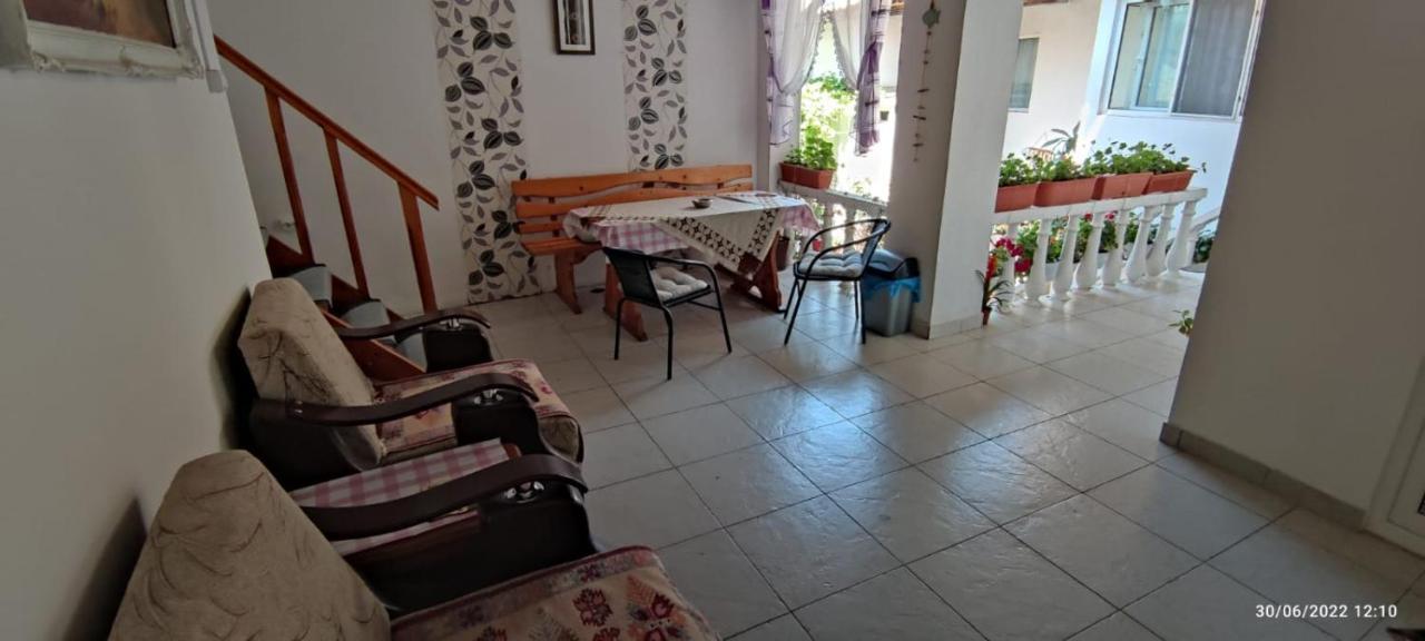 קוסטינסטי Vila Traian Si Teodora מראה חיצוני תמונה